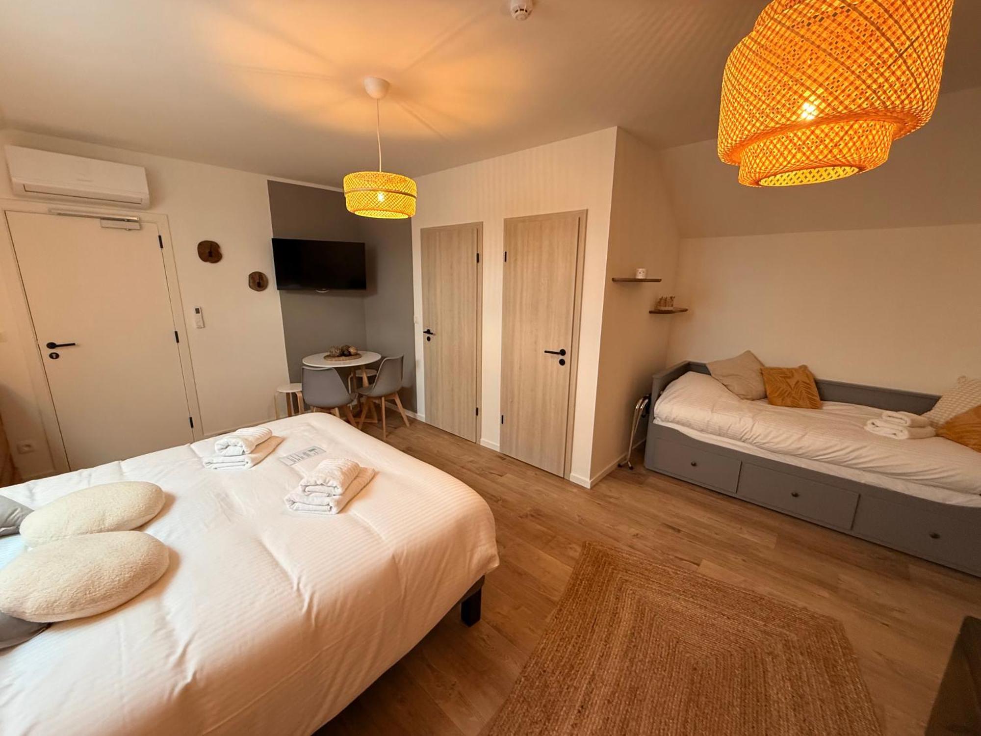 Sensup A 5Min De Pairi Daiza Bed and Breakfast Brugelette Εξωτερικό φωτογραφία